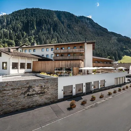 Silvretta Montafon מלון 4*