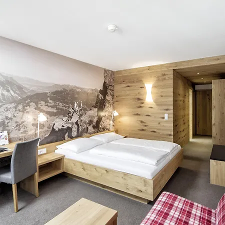 Silvretta Montafon מלון